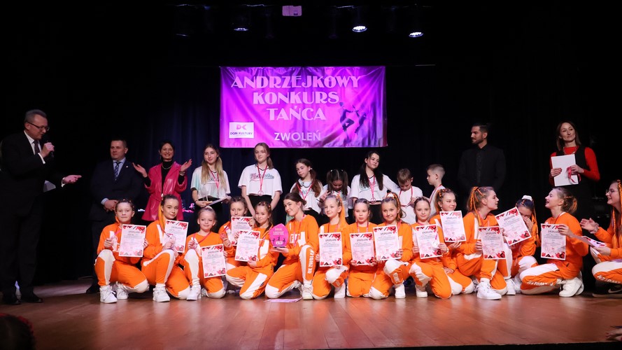 Nagrodę Grand Prix przyznano dla Zespołu tanecznego FLOW z Domu Kultury w Zwoleniu