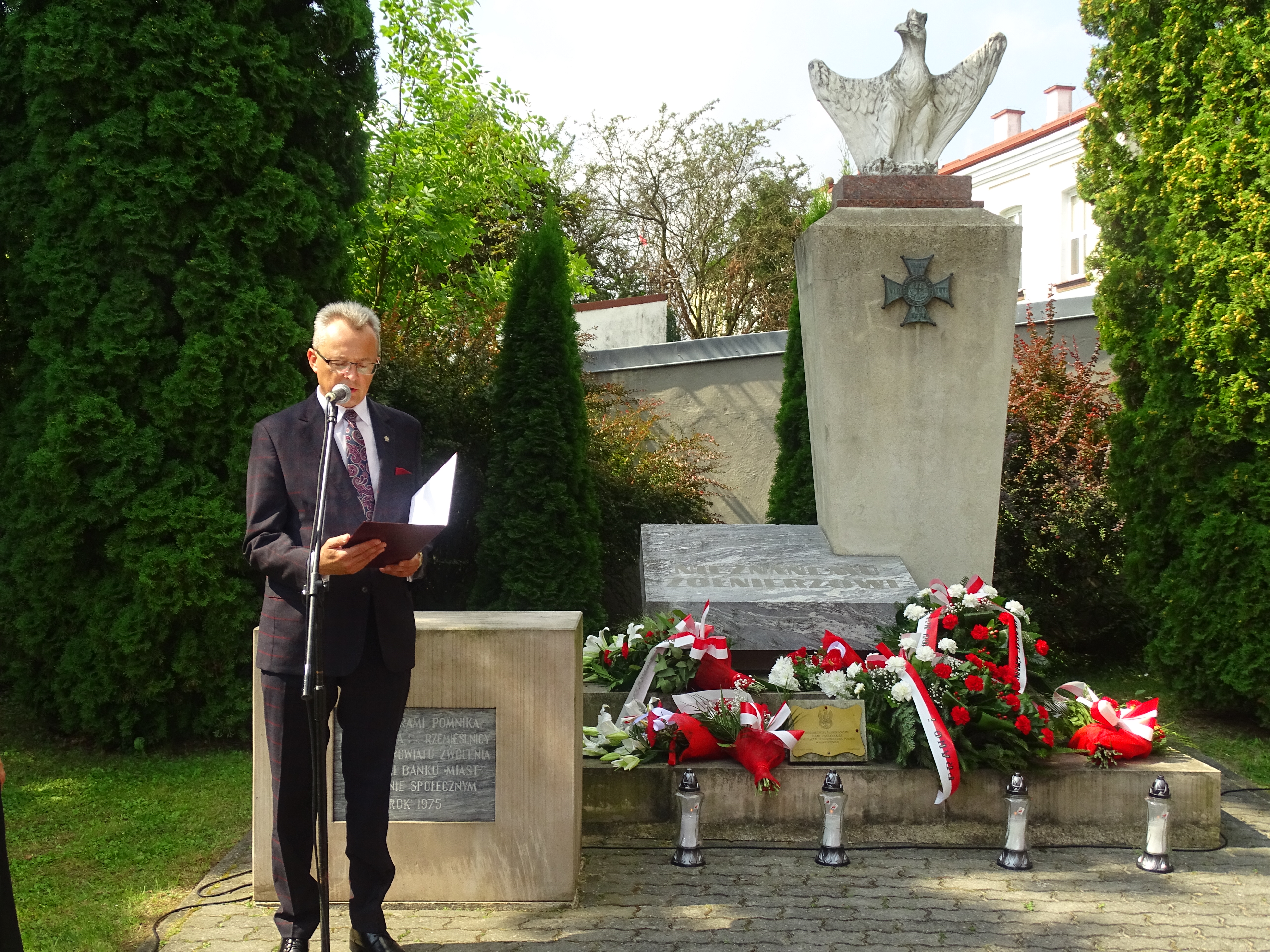 Okolicznościowe przemówienie wygłosił Burmistrz Zwoleni Arkadiusz Sulima.